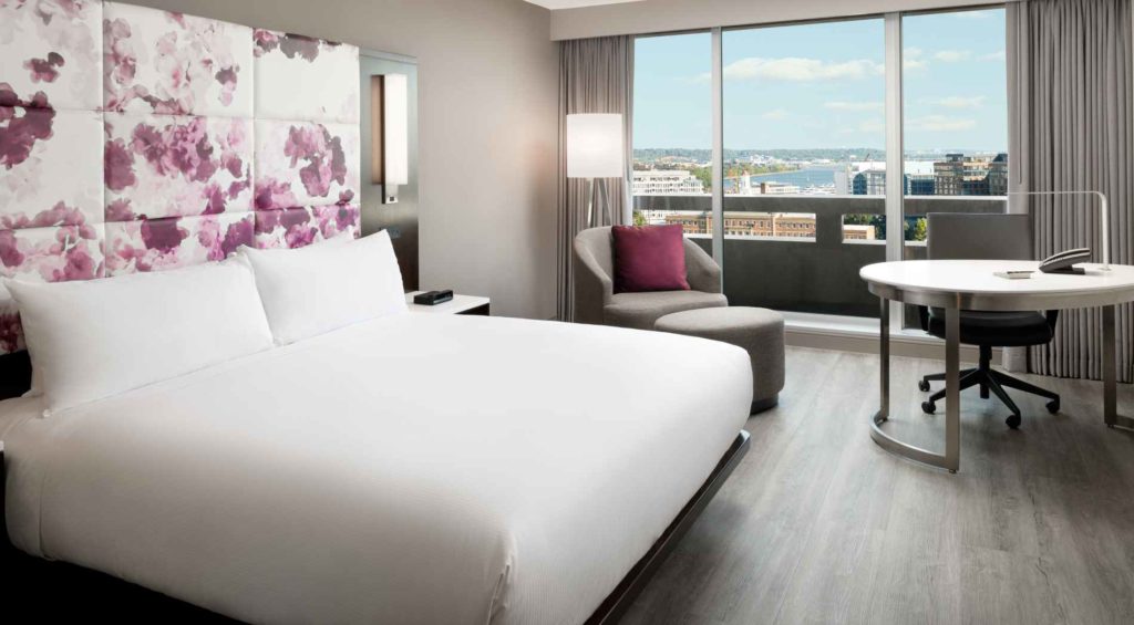 Rooms Suites Hilton Washington Dc National Mall Hilton