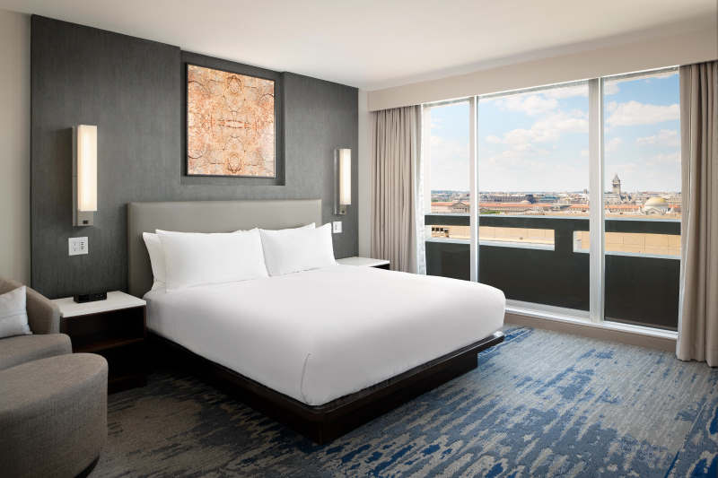 Hilton-Washington-DC-National-Mall-2021SMALL_K1TKU1 1 King 1 bedroom premium corner suite